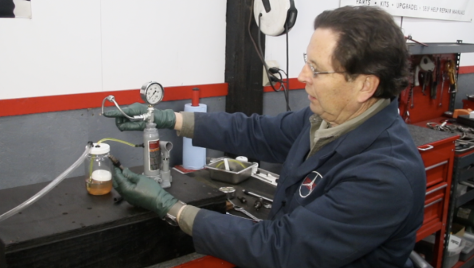 CIS Gas Fuel Injector Tester Setup and Operation On Demand Video